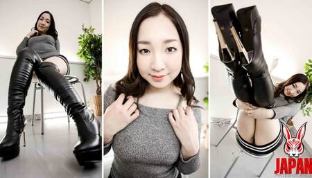 Niina Fuji's Sensual Boot Handjob