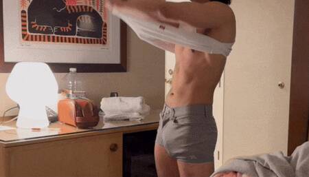 Young Model Gets Tantra Massage in Las Vegas From Famous Hung Asian Masseur & Gets Orgasm