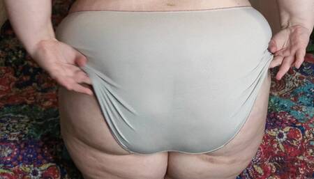 Masturbating in these long wear panties