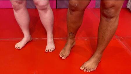 Foot Wrestling with Bettie vs Feisty