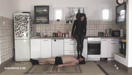 Under Mistress Cleo's stockings is the slave's head mp4