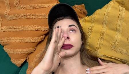 Girl pick her nose and make sexy nose wiping (custom video)