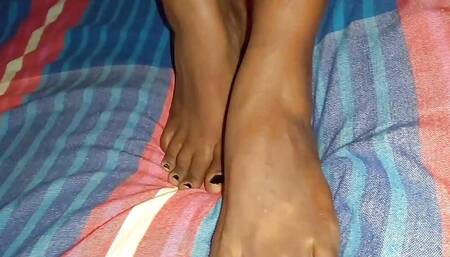 (Sinhala voice)Sri lankan desi indian tamil asian latina solo close up fingering oorgasm.