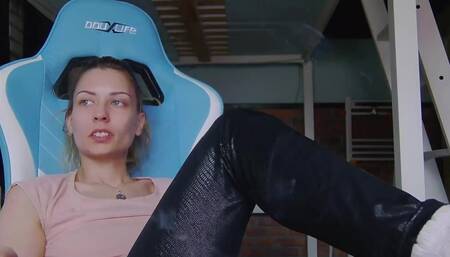 MyFreeCams - Karoline121 April 23 2024