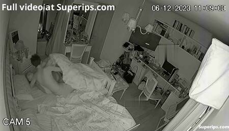 IPCAM – Redhead teenage girl rides her boyfriend