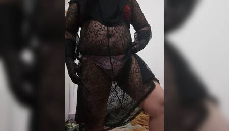 Hot Dancing in Women's Clothing