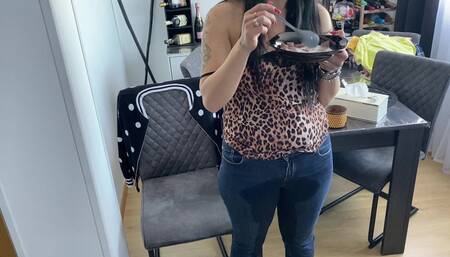 Eating and Peeing in Jeans