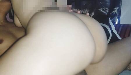 Pinay na magaling umibabaw. Ang sarap ng malaking pwet