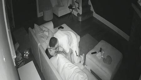 IPCAM – Black married couple fucks on the couch