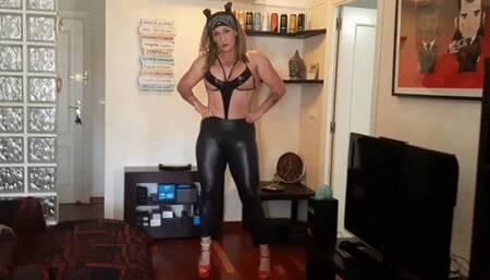 Breaking my ass with my dildos Part 1