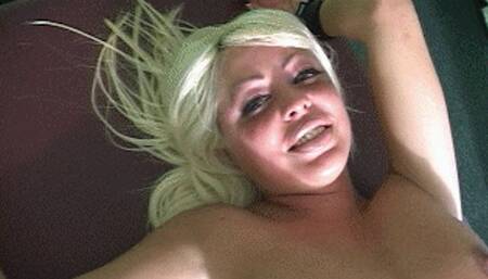 Davida a ticklish goddess - SD