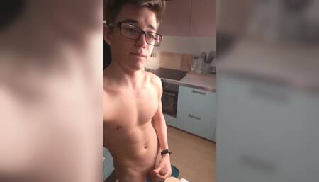 Hotphotos and Videos for You Guys Who Wants to Hug Me From Behind