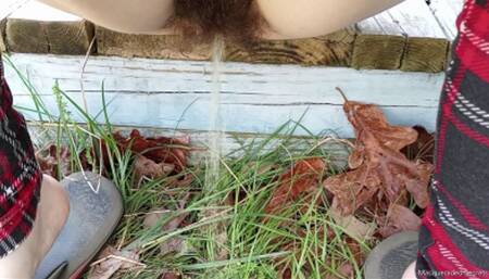 Desperate Pissing on Vegetation HD