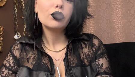 smoking with a sore throat