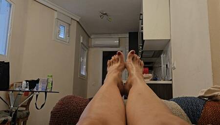 Milah Arches enjoying a Footjob with her slave in her Airbnb apartment in Madrid