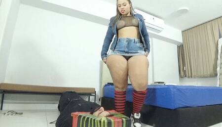 GIANT ass hug slave in the box by ROSALIA and Daniel santiago cam by aline full hd