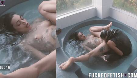 wmv Eating pussy underwater naked Romance Control Orgas