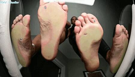 EIG and new friend bare foot CRUSH - MOV