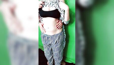 Indian Desi Girl Belly and Body Rubbing 8