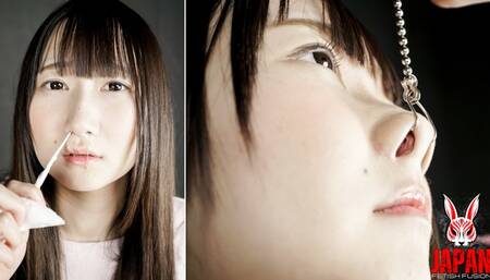 Misaki Yumeno's Sensual Nose Performance