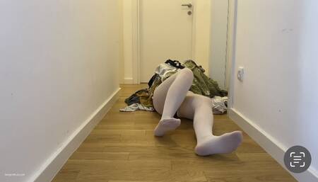 GIRL STUCK UNDER PILE OF LAUNDRY IN BODYSUIT WITH WHITE PANTYHOSE - MOV MOB
