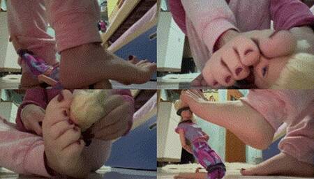 Dominant dream: your face is used to clean My feet