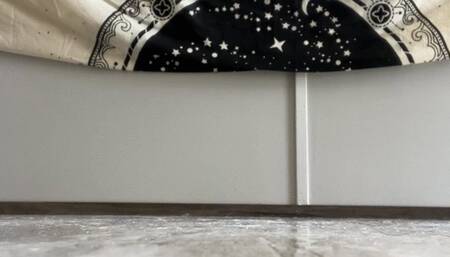 Giantess Hide and Seek