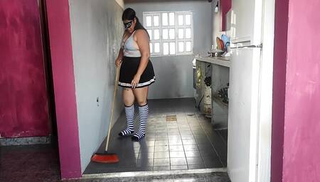 I hired a Venezuelan cleaning girl and she ends up fucking every time she comes to my house as always