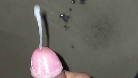 Morning Time - Masturbated with Huge Cum Shot