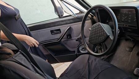 Parking the Opala on the street with the engine cold