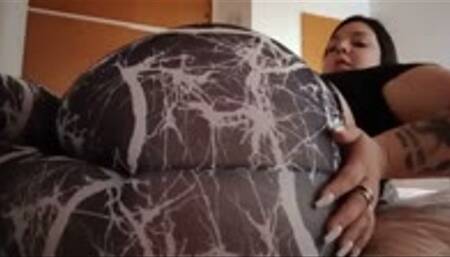 Lucianna Face Destroyers In Leggings!