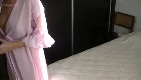 Hair brushing (sd mp4)