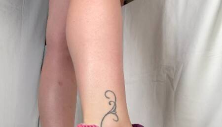 A Shoejob in well worn Asics sneakers - CBT, Shoejob, spitting and cockcrush in Asics Cummulus sneakers - side - view -HD