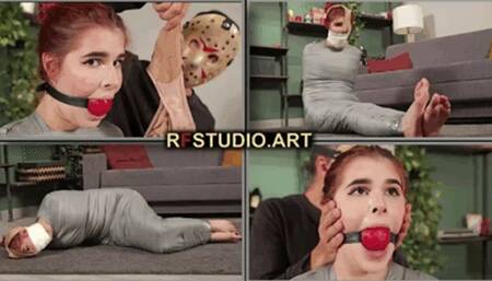 Pandora - Mummification and Smelling Her Week-Old Worn Panties (FULL HD MP4)