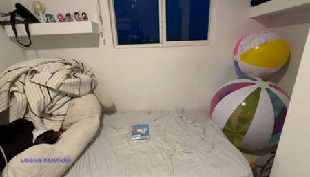 Owllete Blows up, humps and deflates bluescape jumbo beach ball