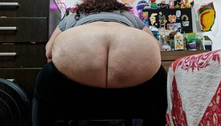 BBW BUTTCRACK FETISH OFFICE WORK