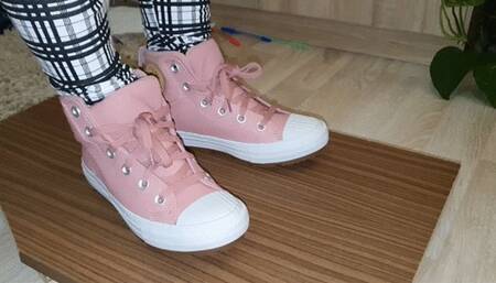 OLD CLIPS: Katrin test Converse Winter Boots unknown on my Cock