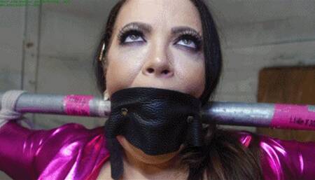 Stretched out for bound orgasms (WMV HD 8000kbps)