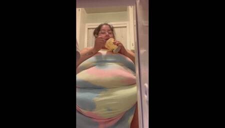 Slobby Piggy Needs Ice Cream