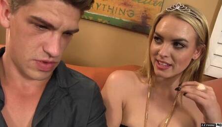 Balls licking video with explosive Keira Nicole from Lethal Pass