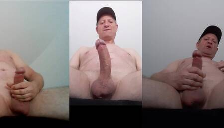 Super Hot Guy Cums Hard on Split Screen