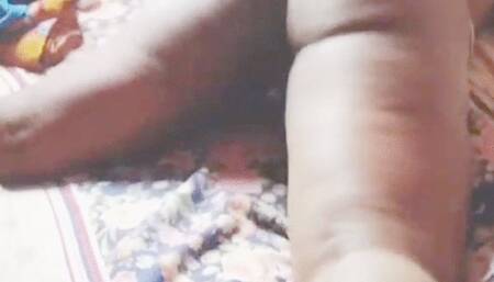 Igbo Omo Actress Shakes Ass While Butt Naked in Bed