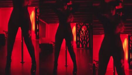 Harley Quinn and Poison Ivy Dominate the Bat Computer