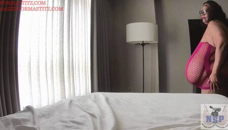 GODDESS NORMA STITZ FOOT AND BUTT MUCH NEEDED ATTENTION MP4 FORMAT