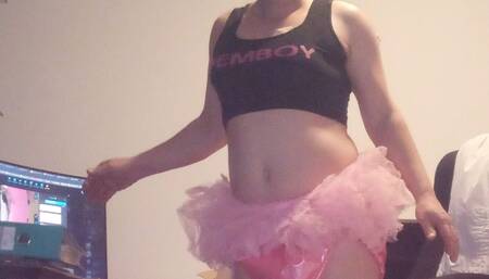 Sissytrainingwithtampon