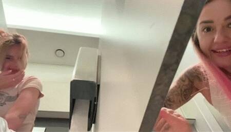 Sarah has diarrhea, Angie records her