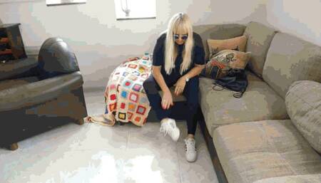 Smelly socks and sneakers Part 1 run AVI (1280x720) FHD