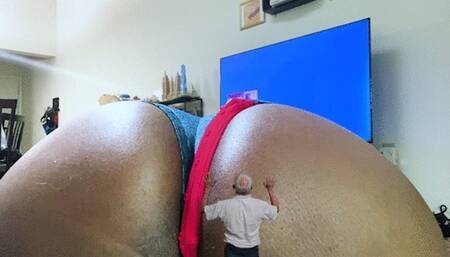 Teenie Worshiping Giantess Goddess Ass 1080