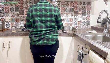 A Tale of Fuck & Romance: Indian Couple's Sensual Play in the Kitchen! Big Ass - Loud Moaning - Indian Anal Sex