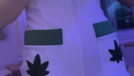 Nurse has quick fuck between patients - cums hard